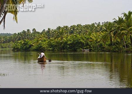 
                Kerala, Backwaters                   