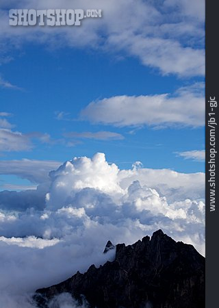 
                Wolke, Wolkengebilde, Alpin                   