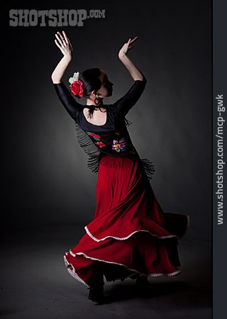 
                Tanzen, Tänzerin, Flamencotänzerin                   
