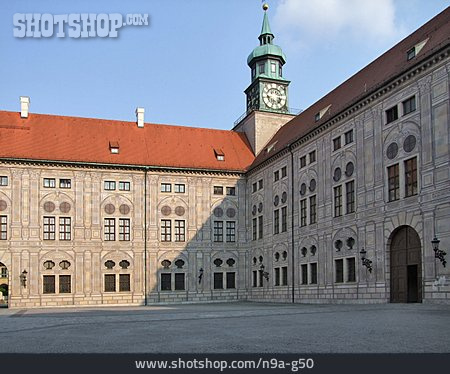 
                München, Stadtschloss, Münchner Residenz                   