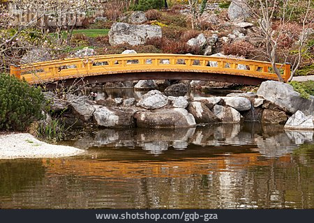 
                Brücke, Gartenarchitektur, Japanischer Garten                   
