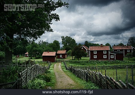 
                Dorf, Schweden                   