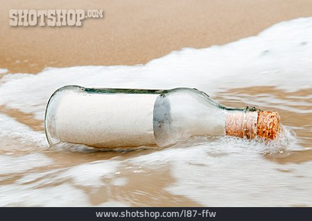 
                Flaschenpost, Angeschwemmt                   