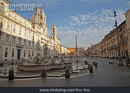 
                Rom, Piazza Navona, Santa Agnesa                   