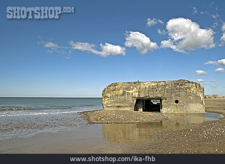 
                Bunker, Atlantikwall, Dänemark                   
