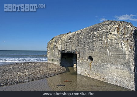 
                Bunker, Atlantikwall, Dänemark                   
