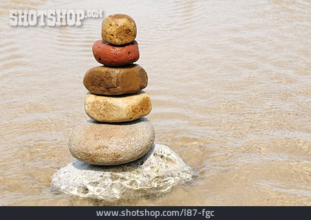 
                Stein, Gleichgewicht, Stabilität, Steinmännchen                   