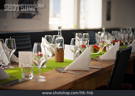 
                Gastronomie, Restaurant, Festtafel                   