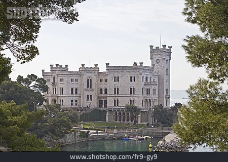 
                Schloss, Schloss Miramare                   