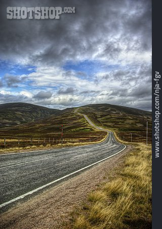 
                Straße, Schottland, Cairngorms-nationalpark                   