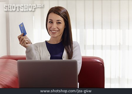 
                Frau, Onlineshopping, Onlinebanking                   