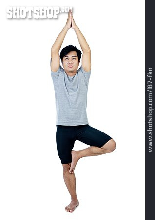 
                Mann, Balance, Yoga, Yogaübung, Vrkshasana                   