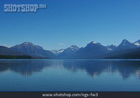 
                Rocky Mountains, Glacier-nationalpark, Bowman Lake                   
