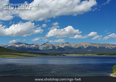 
                Rocky Mountains, Taylor State Park                   