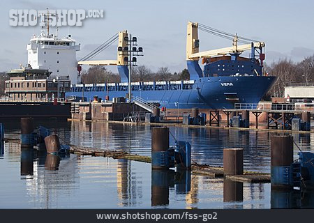 
                Frachtschiff, Schleuse, Nord-ostsee-kanal                   