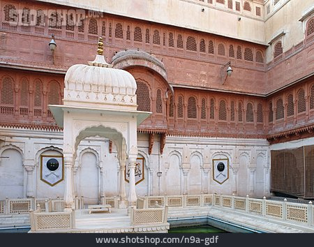 
                Pavillon, Rajasthan, Fort Junagarh                   