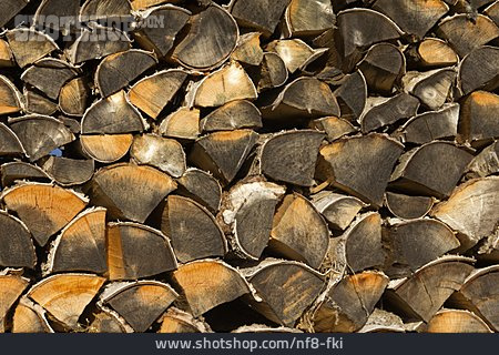 
                Holz, Holzstapel, Buchenholz, Brennholz                   