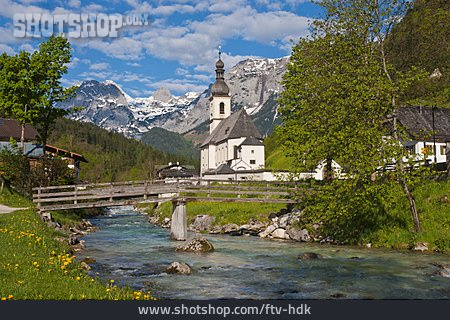 
                Fußgängerbrücke, Ramsau, Berchtesgadener Land                   