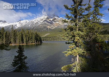 
                Kanada, Jasper-nationalpark, Patricia Lake                   