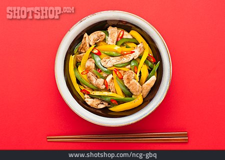 
                Asiatische Küche, Paprika, Hähnchen                   