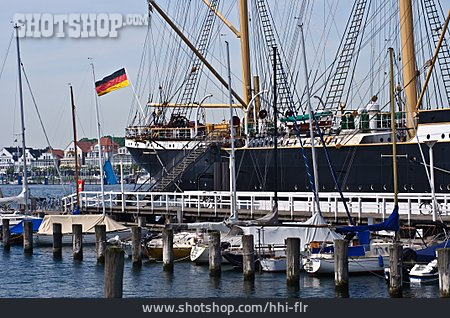 
                Hafen, Segelschiff, Lübeck                   
