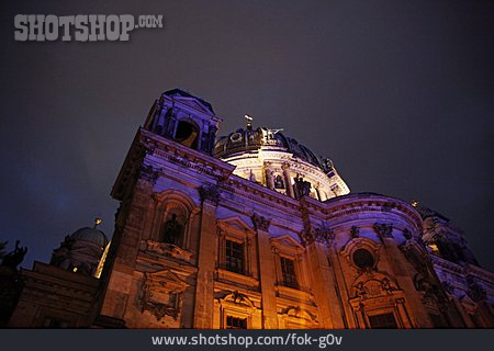 
                Berliner Dom, Lichtkunst                   