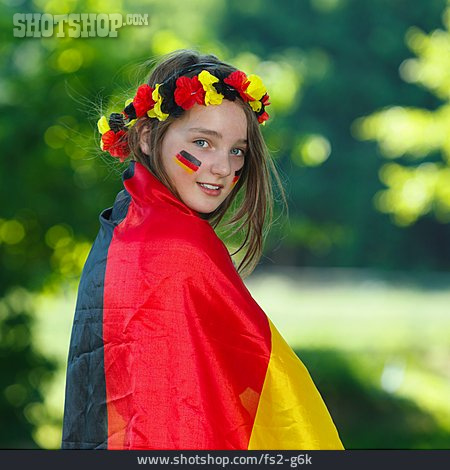 
                Mädchen, Deutschlandfahne, Fußballfan, Deutschlandfan                   