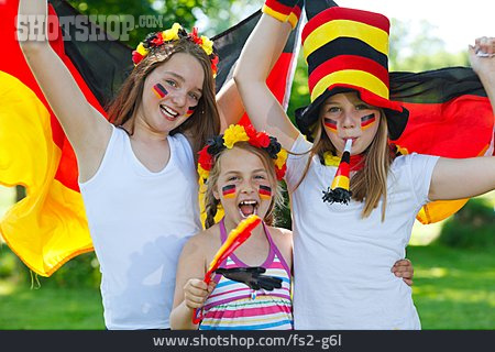 
                Mädchen, Jubeln, Fußballfan, Deutschlandfan                   