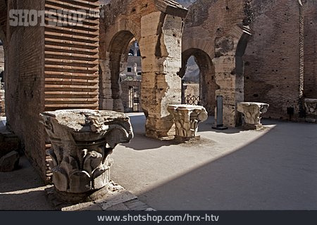 
                Kolosseum                   