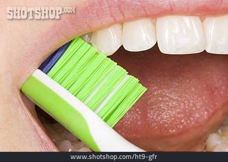 
                Zahnbürste, Mundhygiene, Zähneputzen                   