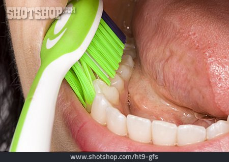 
                Zahnbürste, Mundhygiene, Zähneputzen                   