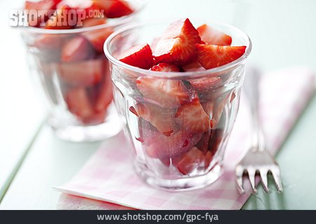 
                Erdbeere, Sommerobst                   