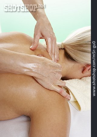 
                Entspannung, Behandlung, Massage, Nackenmassage                   