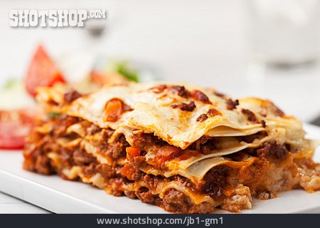 
                Lasagna                   