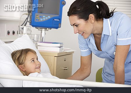 
                Krankenschwester, Patientin, Genesung, Kinderkrankenhaus                   