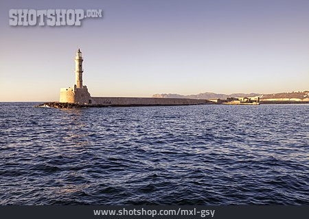 
                Leuchtturm, Mole, Hafeneinfahrt, Chania                   