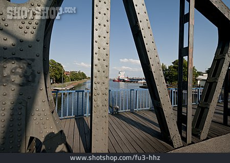 
                Brücke, Wilhelmshaven                   