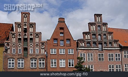 
                Wohnhaus, Treppengiebel, Lüneburg                   