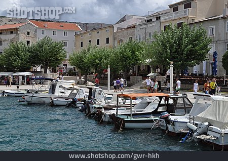 
                Kroatien, Pag, Uferpromenade                   