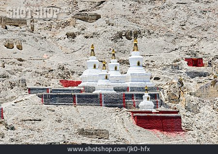
                Tibet, Stupa, Sakya-kloster                   