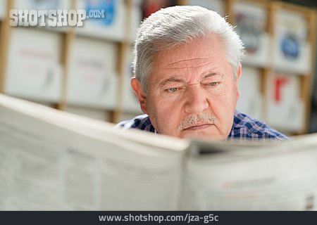 
                Mann, Senior, Zeitung, Lesen, Zeitungsleser                   