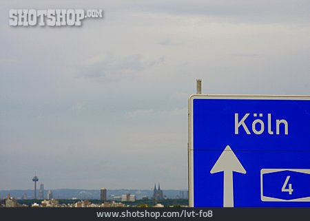 
                Autobahn, Köln, Autobahnschild                   