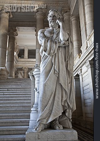 
                Skulptur, Brüssel, Justizpalast                   