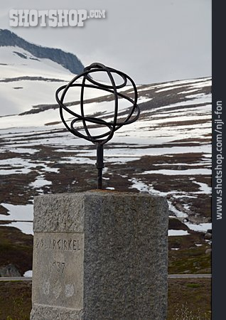 
                Skulptur, Polarkreis, Saltfjell                   
