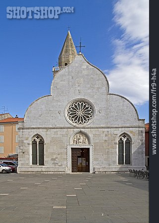 
                Muggia, Duomo Dei Ss. Giovanno E Paolo                   