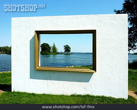 
                Ausstellung, Bilderrahmen, Schweriner See                   