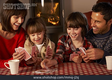 
                Spielen, Familie, Kartenspiel                   