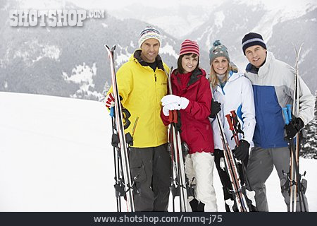 
                Skiurlaub, Skifahrer, Freunde, Clique                   