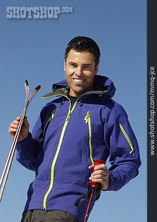 
                Mann, Skifahrer                   