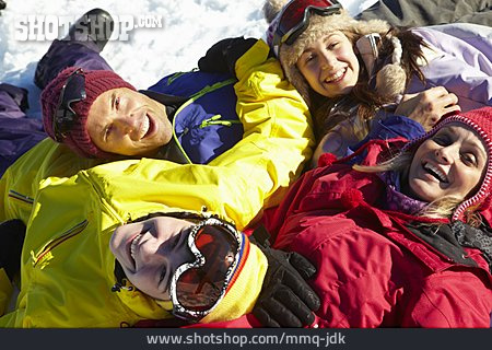 
                Familie, Skiurlaub, Skifahrer                   